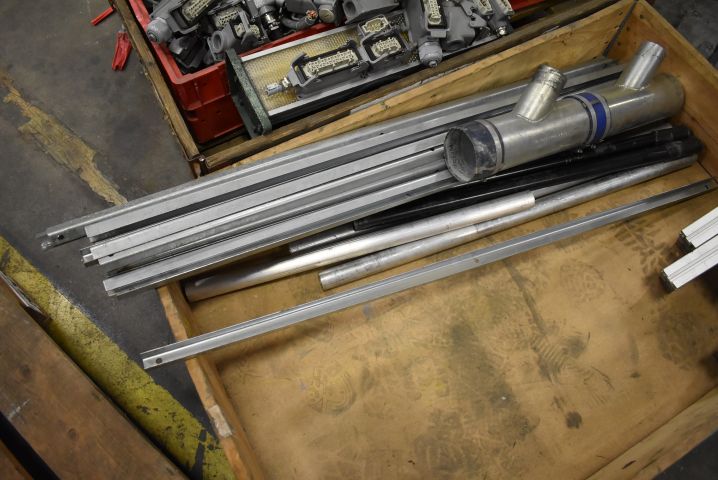 684548-3 Rör och järnprofiler