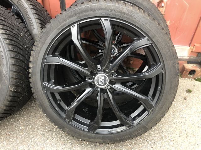 838339-2 4 Studded winter tires Continental 255/40 R21 (Volvo)