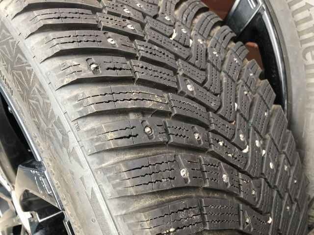 838339-4 4 Studded winter tires Continental 255/40 R21 (Volvo)