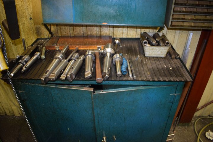 834863-8 Lathe Boehringer Göppingen with a lot of accessories