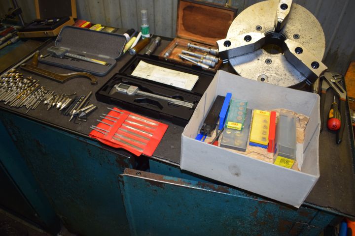 834863-15 Lathe Boehringer Göppingen with a lot of accessories