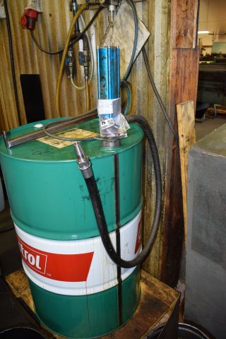 834880-2 Tryckluftsdriven fatpump