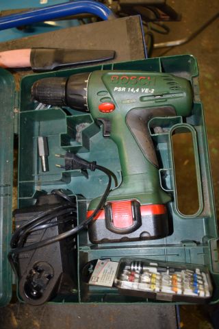 834915-2 Drill Bosch PSR14.4 VE2
