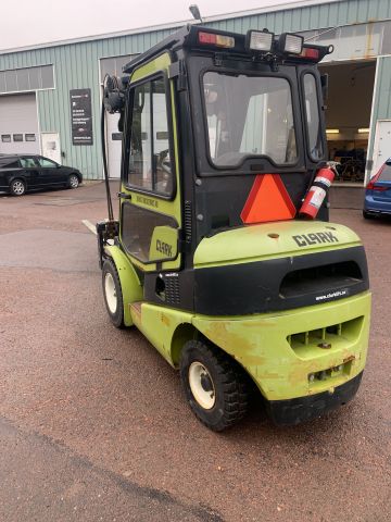 838762-3 Dieseltruck Clark C25D (ca 1000h) -04