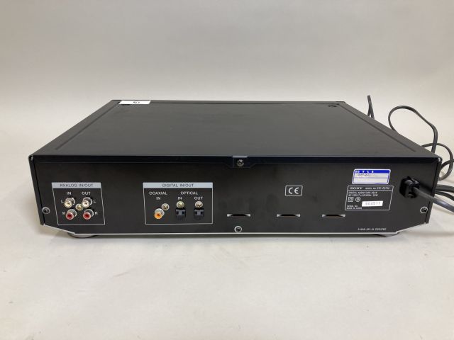 837127-4 Sony DTC-ZE700 DAT Recorder