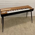 837132-1 Hohner Clavinet D6 (vaatii huoltoa / maintenance needed)