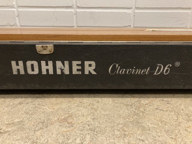 837132-14 Hohner Clavinet D6 (vaatii huoltoa / maintenance needed)