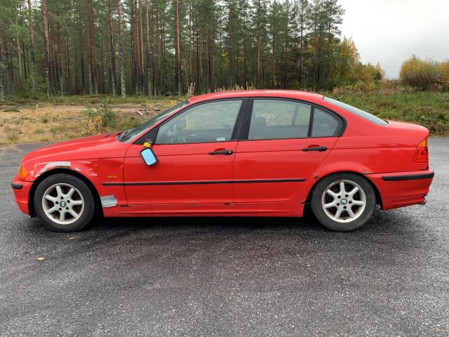 809337-7 BMW 318i -1999 (118hp, 227958km)