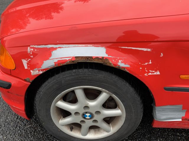 809337-11 BMW 318i -1999 (118hp, 227958km)