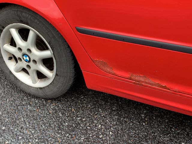 809337-14 BMW 318i -1999 (118hp, 227958km)