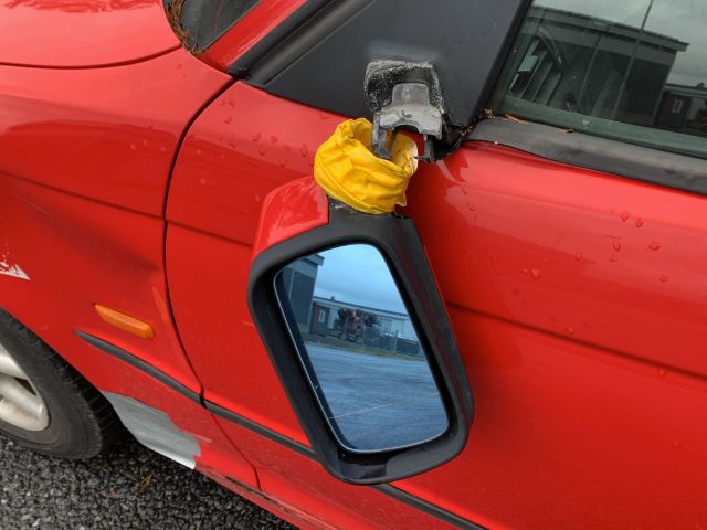 809337-16 BMW 318i -1999 (118hp, 227958km)