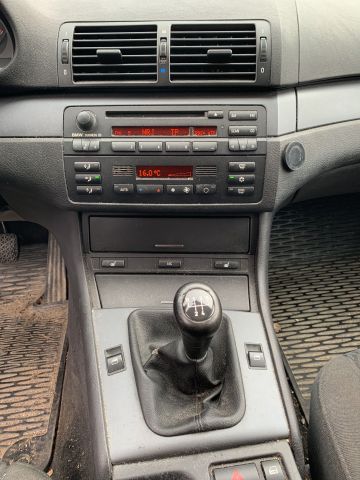 809337-21 BMW 318i -1999 (118hp, 227958km)