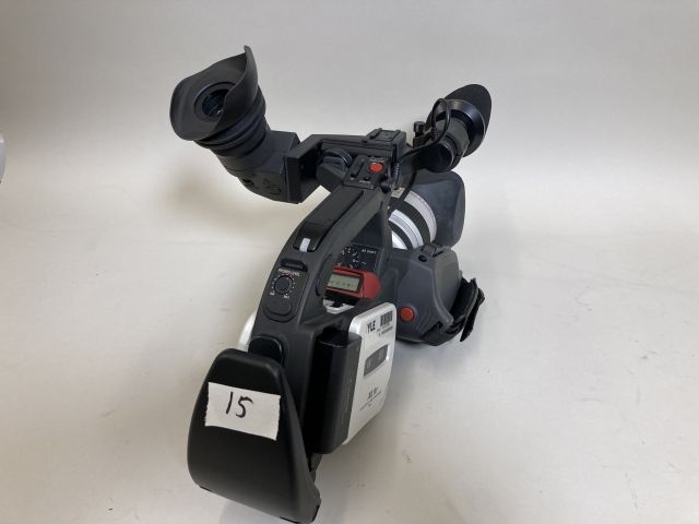 837133-5 Canon XL1S MiniDV Digital Camcorder