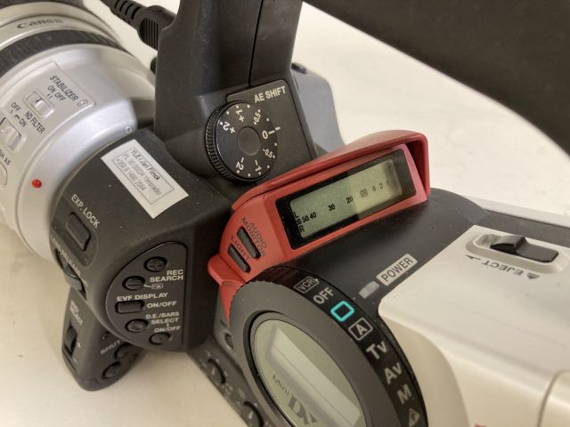 837133-6 Canon XL1S MiniDV Digital Camcorder