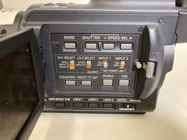 837134-3 Panasonic AG-HVX200K 3-CCD P2/DVCPRO HD Camcorder