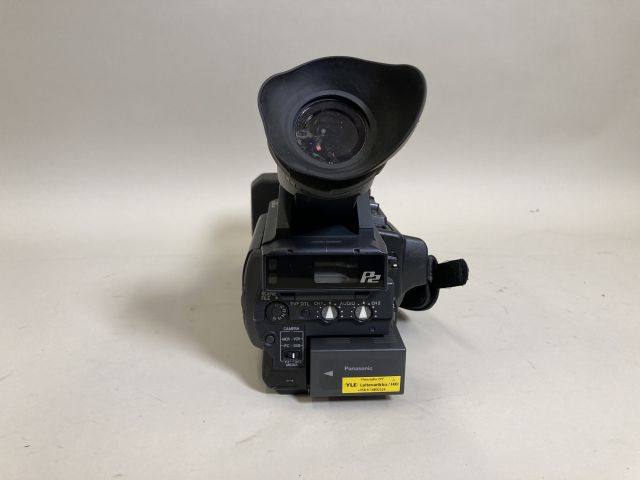837134-6 Panasonic AG-HVX200K 3-CCD P2/DVCPRO HD Camcorder