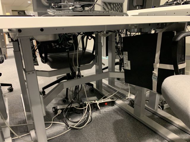 802312-6 Height-adjustable desk Edsbyn