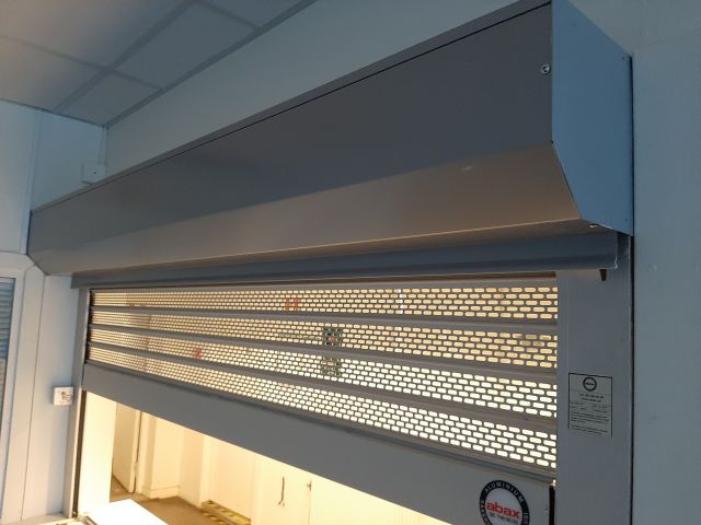 746999-1 Roller shutter with electric motor - Abax