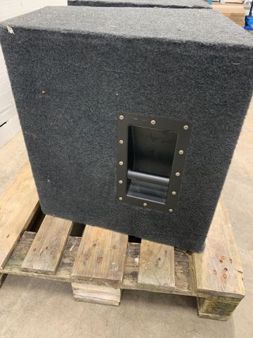 838547-7 2 speakers JBL 2370A