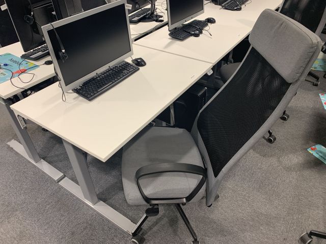 802379-2 Height-adjustable desk Edsbyn