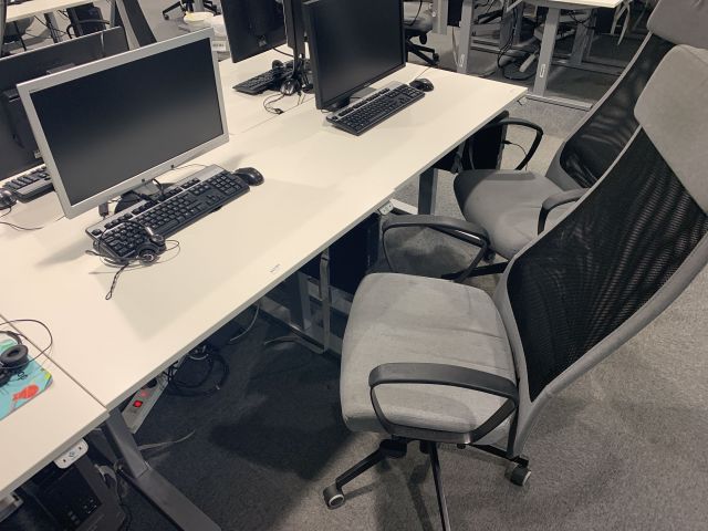 802395-1 Height-adjustable desk Edsbyn