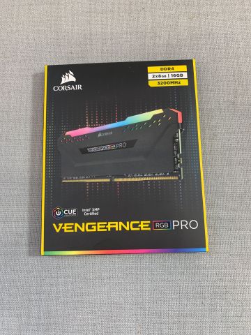 839569-2 RAM Corsair Vengeance RGB PRO DDR4 3200MHz 16GB