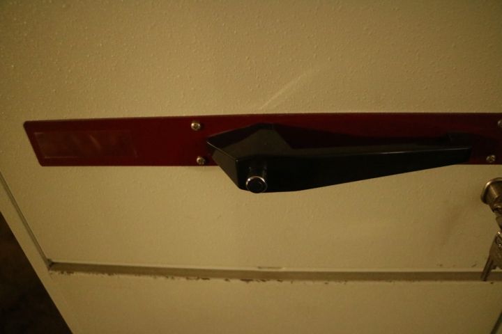 835980-5 Lockable filing cabinet for folders