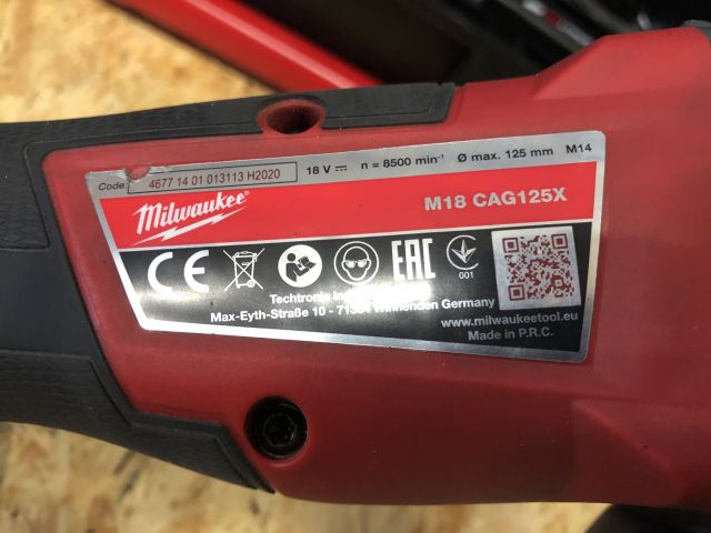839744-5 1st Screwdriver Milwaukee M18 CBLDD & 1st Angle Grinder Milwaukee M18 CAG125X