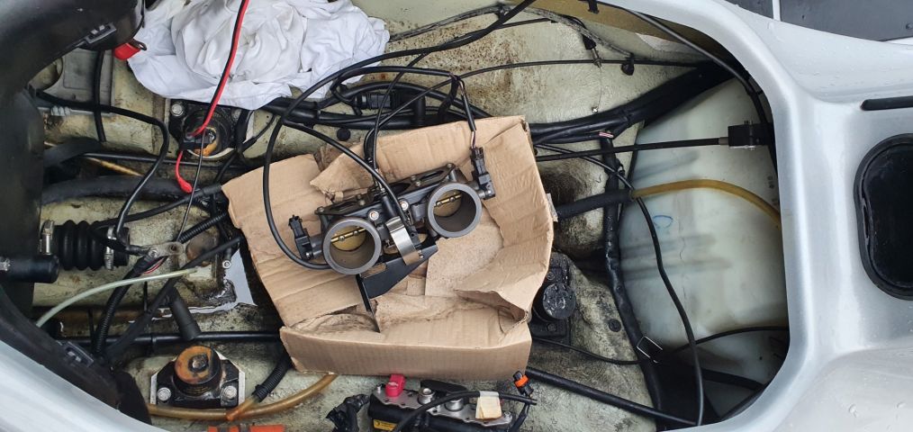 779239-16 SEA-DOO RXDI -2001 cut left crankshaft