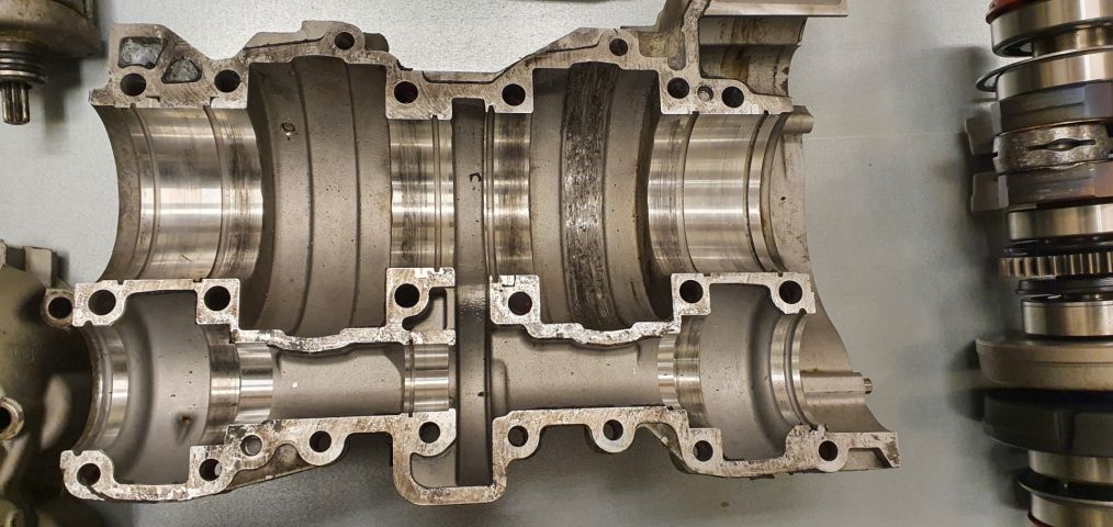 779239-21 SEA-DOO RXDI -2001 cut left crankshaft