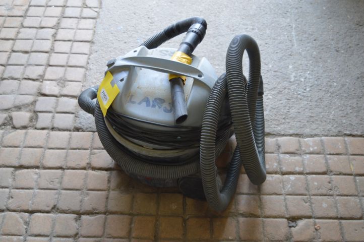 779121-6 Vacuum cleaner Kärcher 2204