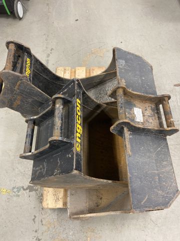 748097-45 Mini excavator Kubota U27-4 -2017 Incl. Buckets 1736.6H