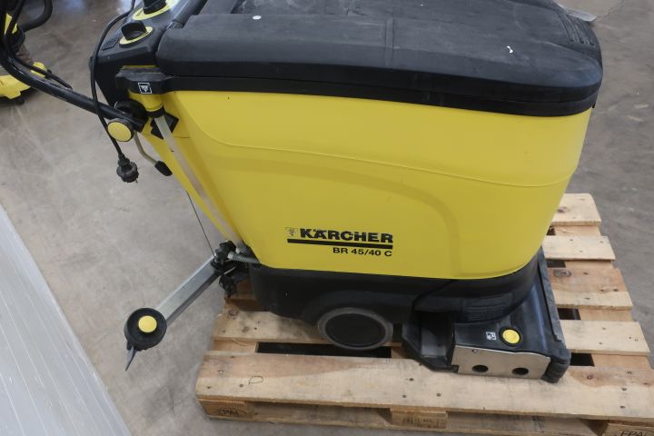 837921-3 Scrubber Kärcher BR 45/40 C Bp (Object Interrupted)