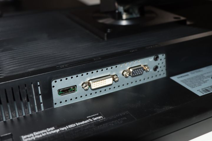 787685-4 2 pcs Screen Samsung 24 inch