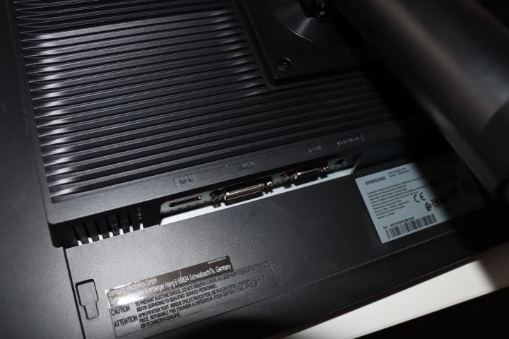 787685-5 2 pcs Screen Samsung 24 inch