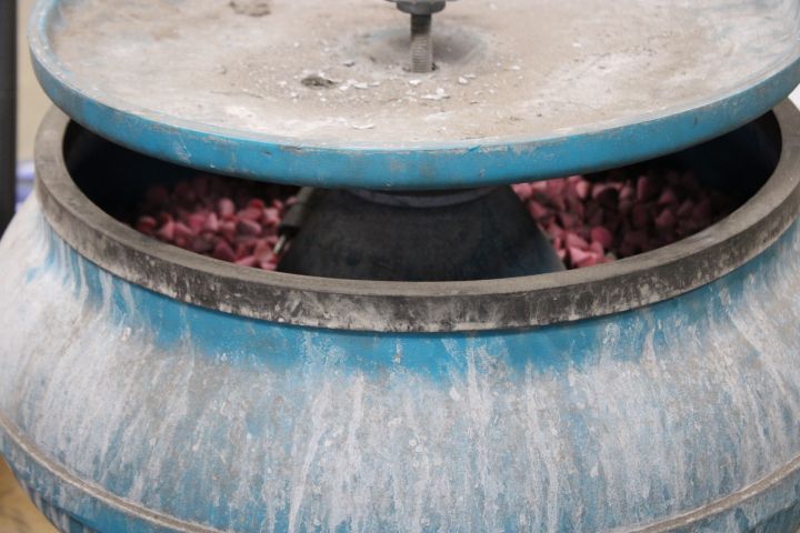 794460-3 Small Drummers - Adjusta-Vibe 75DC, Raytech