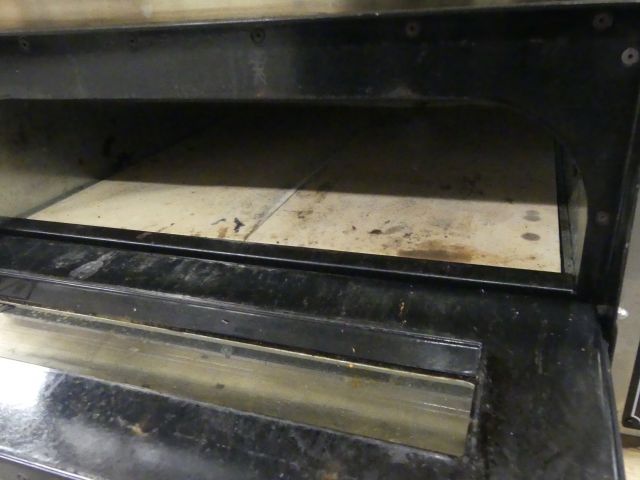 836054-8 Double "GGM-Gastro" Pizza Oven