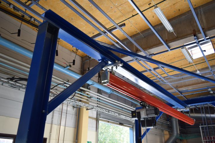 682959-2 Telfer with scaffolding