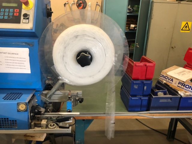 815330-3 Packaging machine Pronova Joker 320SL -1999