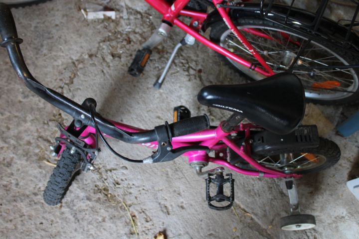 794468-20 Children's bikes - 12 "and 20"
