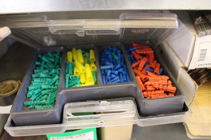 794502-4 Workshop shelf with contents, nails, screws etc.