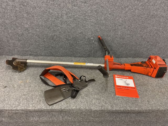 827903-1 Röjsåg Husqvarna 245RX