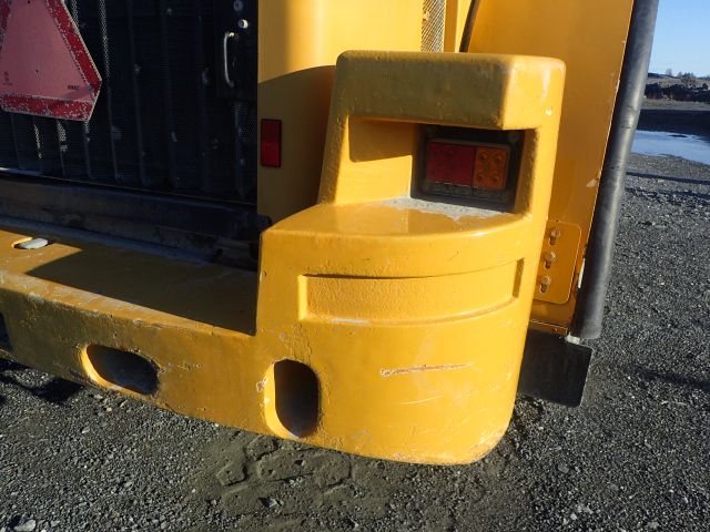 751915-17 Cat IT62H loader