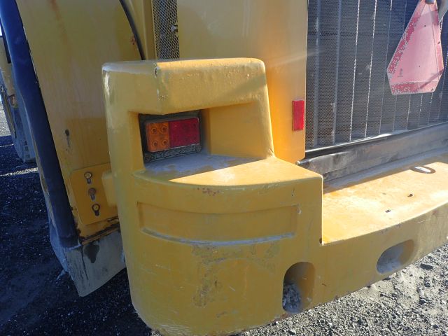 751915-18 Cat IT62H loader
