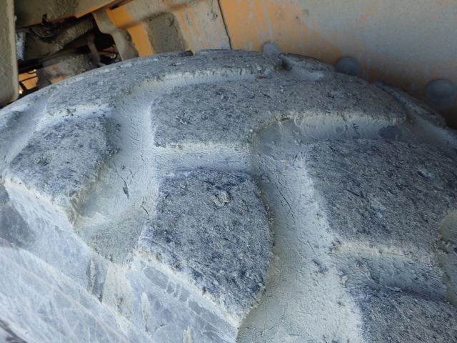 751915-19 Cat IT62H loader