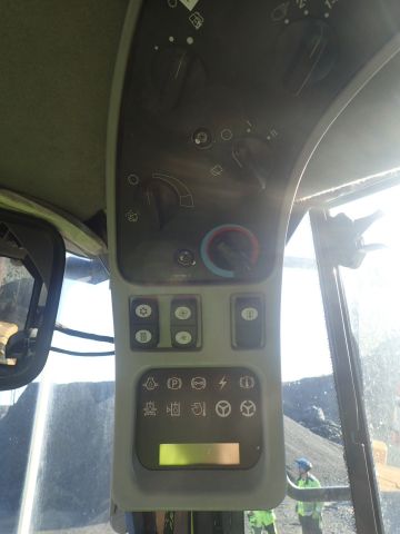 751915-30 Cat IT62H loader