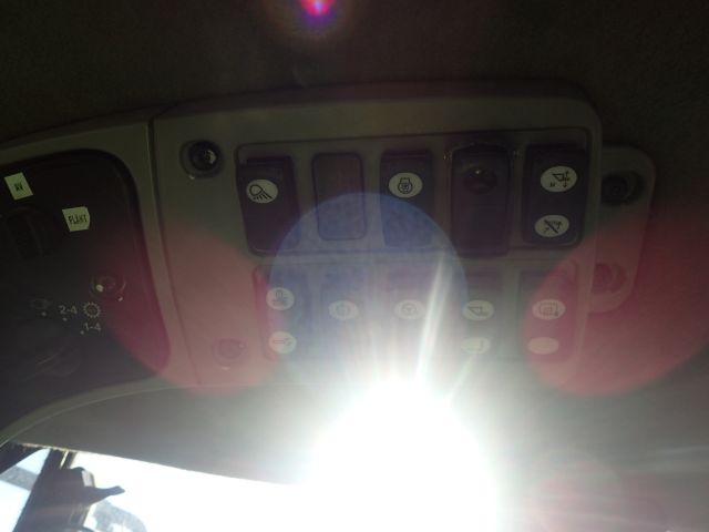 751915-31 Cat IT62H loader