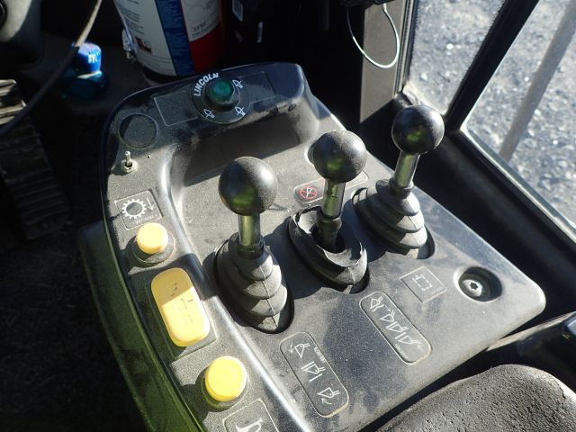 751915-32 Cat IT62H loader