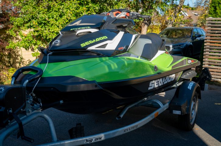 840798-1 Jet ski SEA-DOO GTR-X 230 - 2017 - 46h