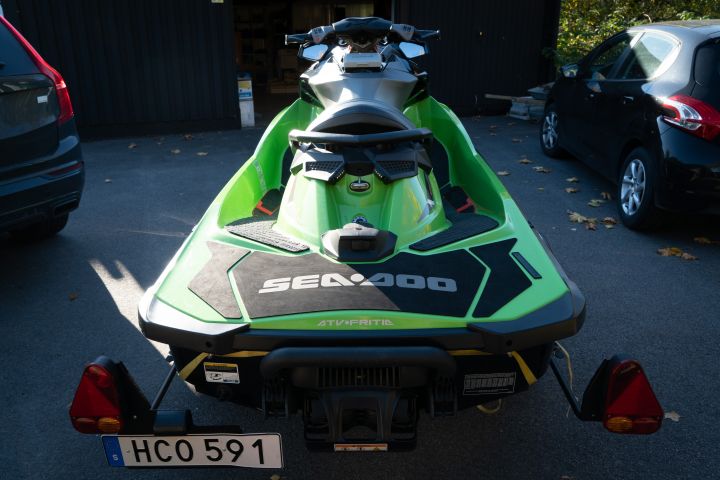 840798-6 Jet ski SEA-DOO GTR-X 230 - 2017 - 46h